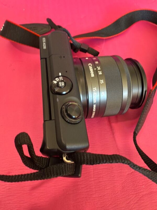 Canon Eos M200 Compact Mirrorless 4K Digital Camera W/Ef-M 15-45Mm Lens - Black - Image 4