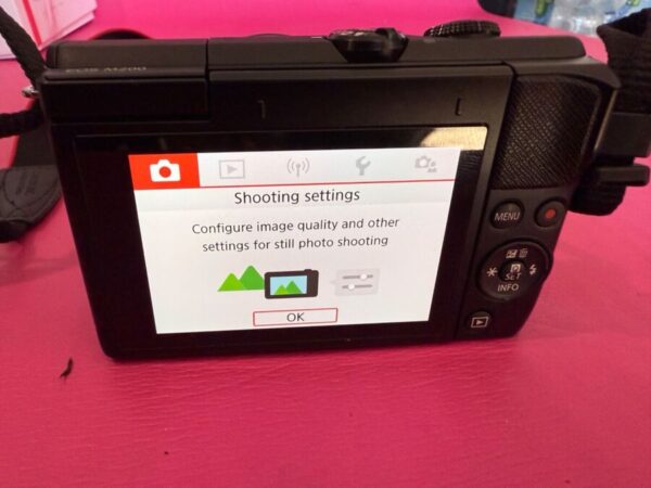 Canon Eos M200 Compact Mirrorless 4K Digital Camera W/Ef-M 15-45Mm Lens - Black - Image 6