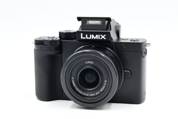 Panasonic Lumix Dc-G100 20.3Mp Digital Slr Camera Kit W/ 12-32Mm Zoom Lens #926 - Image 3