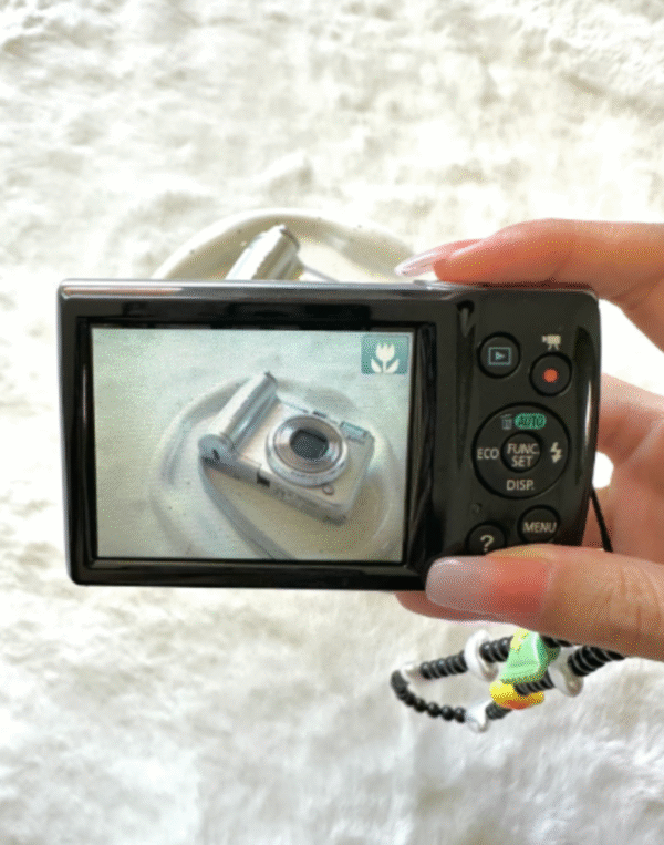 Canon ixy120 digital camera - Image 3