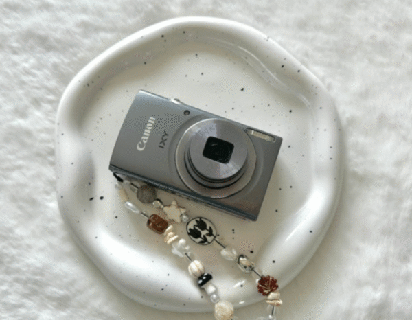 Canon IXY160 digital camera - Image 4