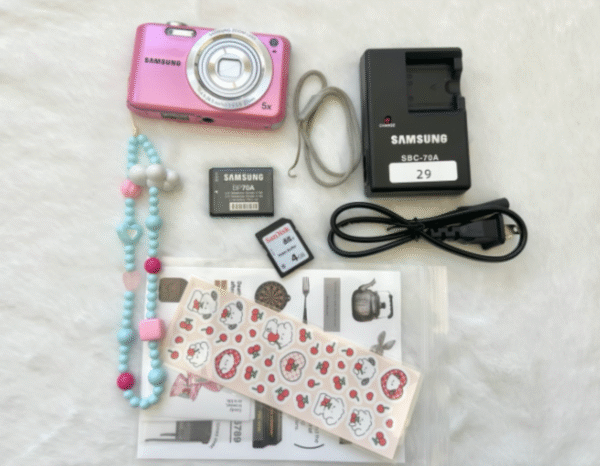 Samsung pink ES65 digital camera - Image 5