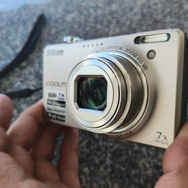 Nikon Coolpix S6000 Digital Camera Iw - Image 7