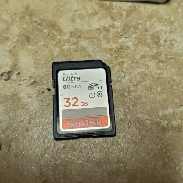 Canon G7X Mark Ii With Tripod Wa - Image 10