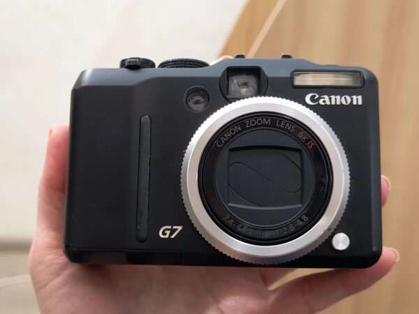 Canon PowerShot G7 10.0MP Digital Camera - Black Fully Working Great Shape - Image 2