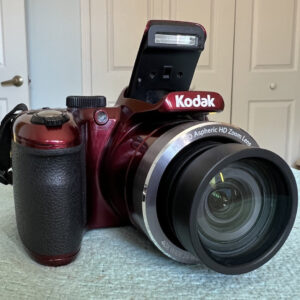 📸 Kodak PixPro AZ401 Digital Camera – Red | Pre-Owned Bundle