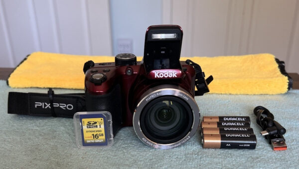 📸 Kodak PixPro AZ401 Digital Camera – Red | Pre-Owned Bundle - Image 15
