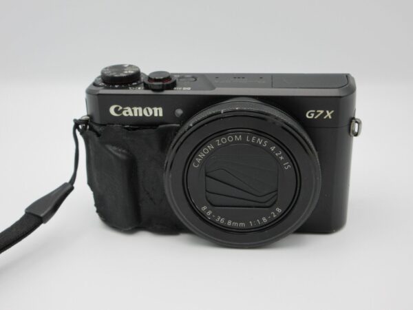 📷 Canon PowerShot G7 X Mark II – 20.1MP Digital Camera (Black) – Made in Japan
