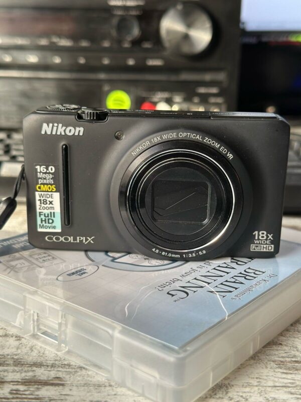 📸 Nikon COOLPIX S9200 16MP Digital Camera – Vintage Black – Compact Powerhouse - Image 4
