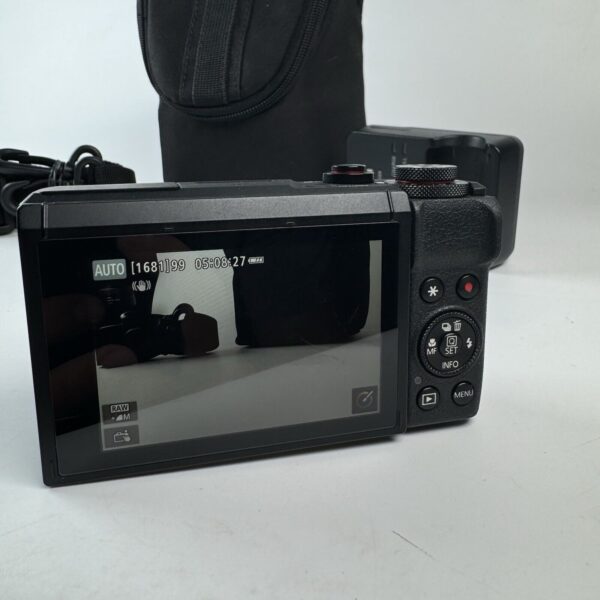 Canon PowerShot G7X Mark III 20.1MP Point & Shoot Digital Camera - Image 6