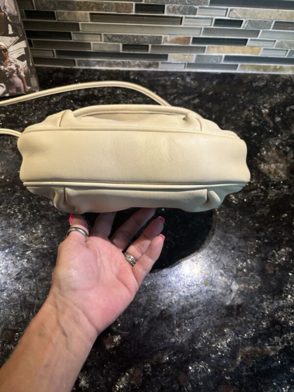 COACH Vintage Cafe Bag Lightweights Glovetanned Cowhide Leather Bone 4111 - Image 6