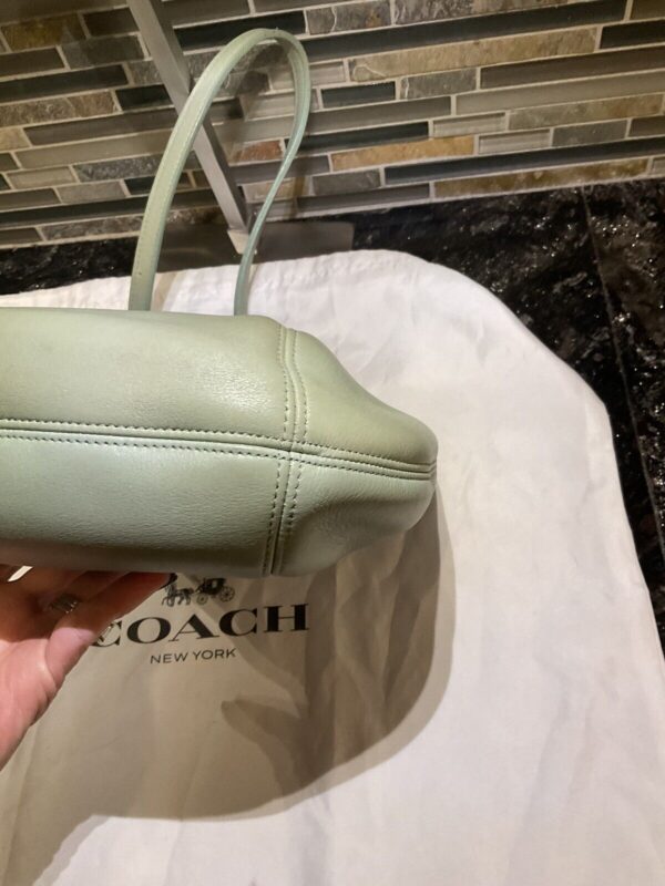 COACH Vintage 9996 Framed Pouch Leather Shoulder Bag Purse Aqua - Image 6
