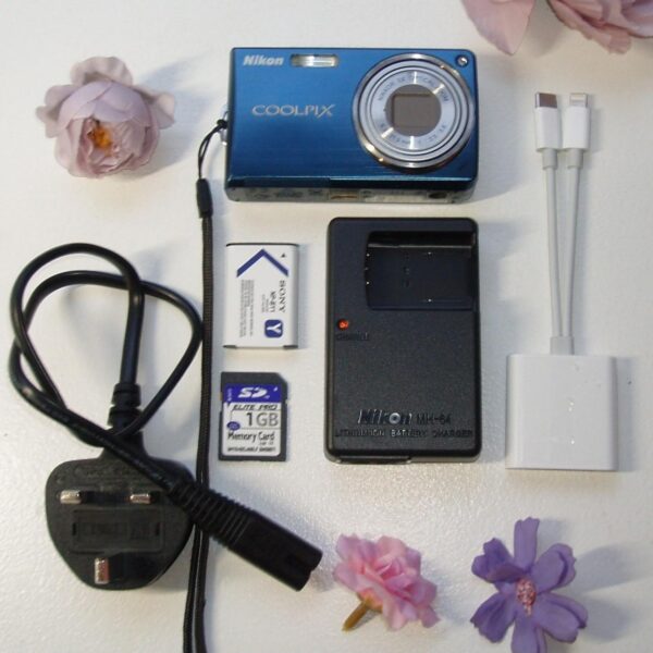 Blue Nikon Coolpix S550 Digital Camera Fb - Image 3