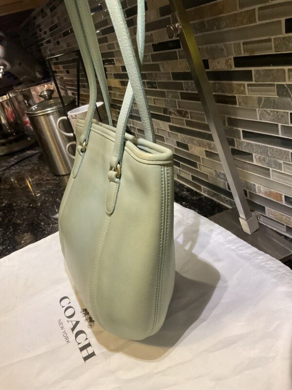 COACH Vintage 9996 Framed Pouch Leather Shoulder Bag Purse Aqua - Image 4