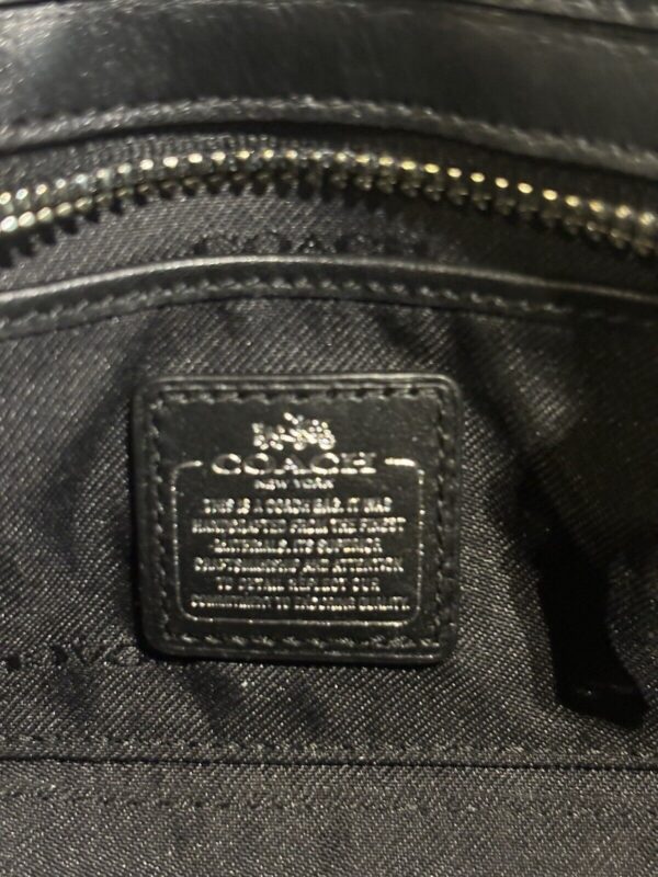Coach Swagger 15 Carryall Handbag Crossbody Bag Pebble Leather Black 54625 - Image 13
