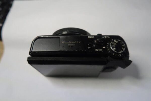 Canon PowerShot G7 X Mark II 20.1MP Compact Camera - Black - Image 4