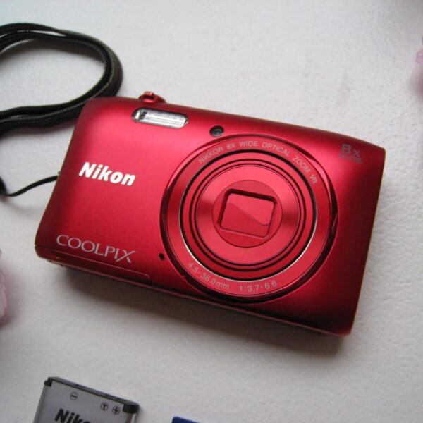 Red Nikon Coolpix S3600 Digital Camera Df - Image 3